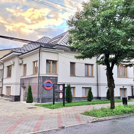 English House Bistrita  Exterior photo
