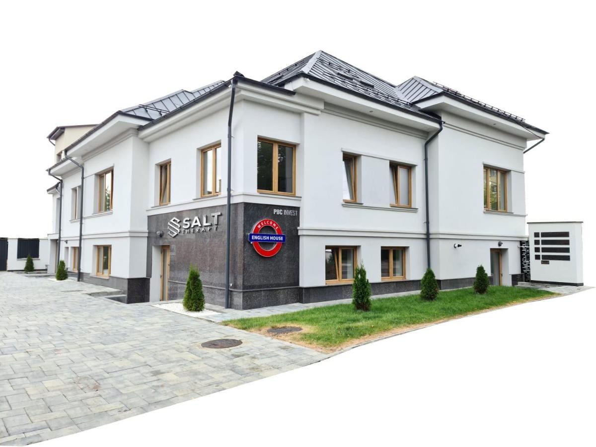 English House Bistrita  Exterior photo