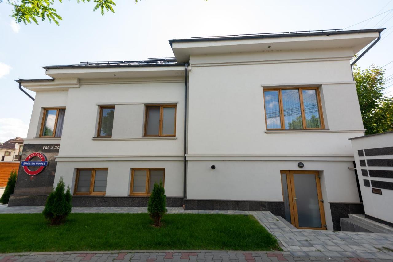 English House Bistrita  Exterior photo